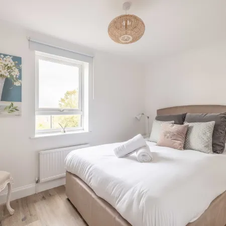 3Bed 2Bath Penthouse Windsor Long Walk By Tempstay