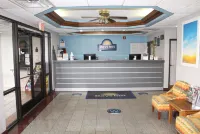 Days Inn by Wyndham Franklin - 2-Star