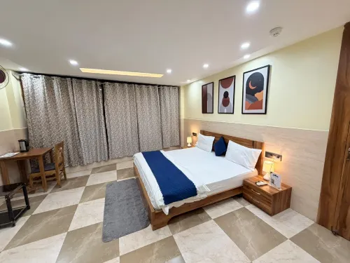 Hotel Elite Inn - 2-Star