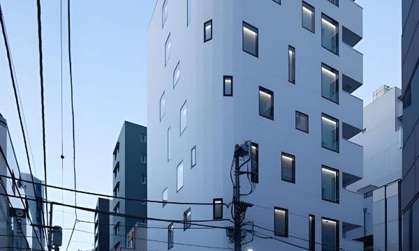 9h nine hours Ningyocho
