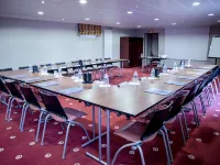 Kyriad Saint-Malo Ouest - Dinard Hotels near Seifel