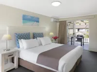 Oaks Sunshine Coast Oasis Resort - parking