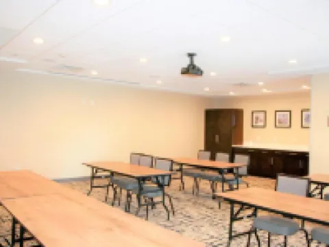 ハンプトン  イン & スイーツ マウント ローレル / ムーアズタウン マウント・ローレルのホテル