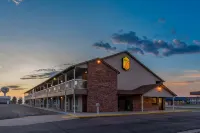 Super 8 by Wyndham Goodland Hotels in Goodland