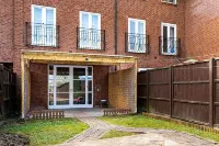 Redbourne Holiday Home