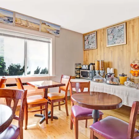 Travelodge by Wyndham Mill Valley/Sausalito