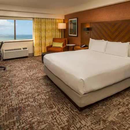 DoubleTree by Hilton San Francisco Airport