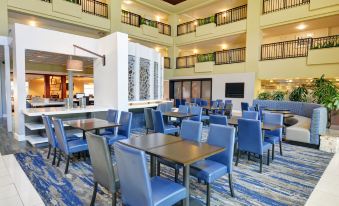 Embassy Suites by Hilton Valencia