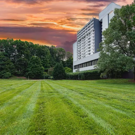 Sonesta Charlotte Lower South End Отели рядом с достопримечательностью «Торговый центр SouthPark»