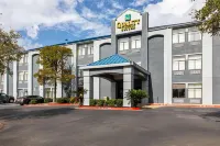 Quality Suites Austin Hotel di Austin