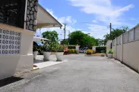 Welcome to the unpretentious and breezy Graceville, steps away from the beach Hotels near Gibbs Bay