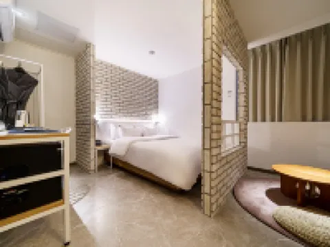 Wonju Hotel Deluna 原州市のホテル