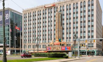 Frontdesk City Club Apts Lafayette Park Detroit