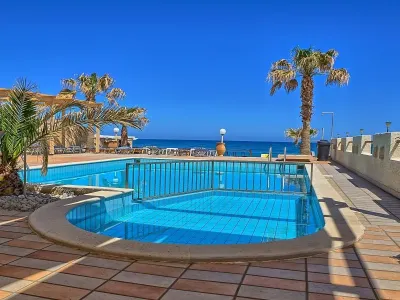 Jo An Beach Hotel فنادق في Pigi