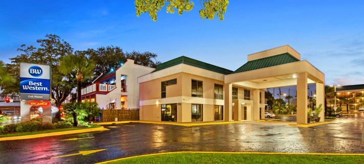 Best Western Oak Manor Hotels in Harrison County