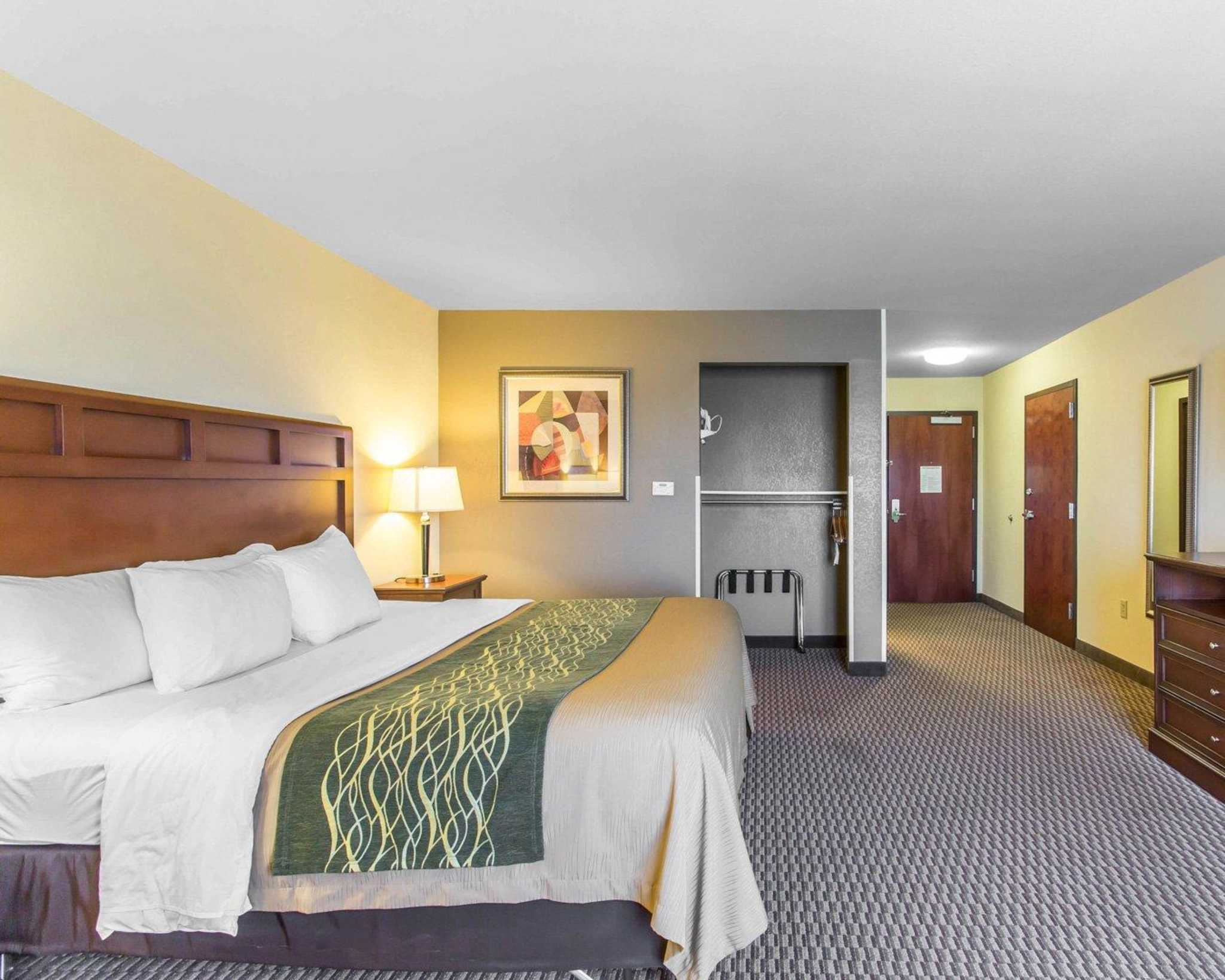 Comfort Inn & Suites Madisonville