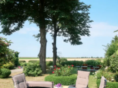 Huuske am Polder Hotels in Ditzumerverlaat