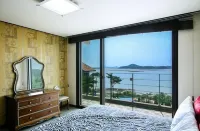 Taean Solbit Resort Pension Hotels near Yeongmok Port