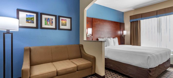 Comfort Suites Hotels in Williamson County