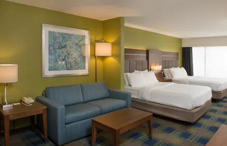 Holiday Inn Express & Suites Clifton Park Отели в г. Халфмун
