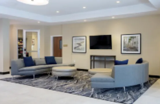 Candlewood Suites MIAMI EXEC AIRPORT - KENDALL by IHG