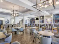 Staybridge Suites SAVANNAH HISTORIC DISTRICT by IHG Hotels near Crawford Square