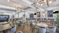 Staybridge Suites Savannah Historic District