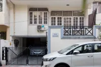1 Private Room in 3 Room Bnb in Hauz Khas in Center Delhi Các khách sạn ở 