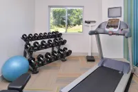 Holiday Inn Express & Suites STEVENS POINT by IHG - Gym