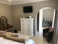 Ledges Retreat Hotels in Sterkfontein Dam