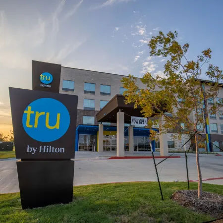 Tru by Hilton Allen Dallas