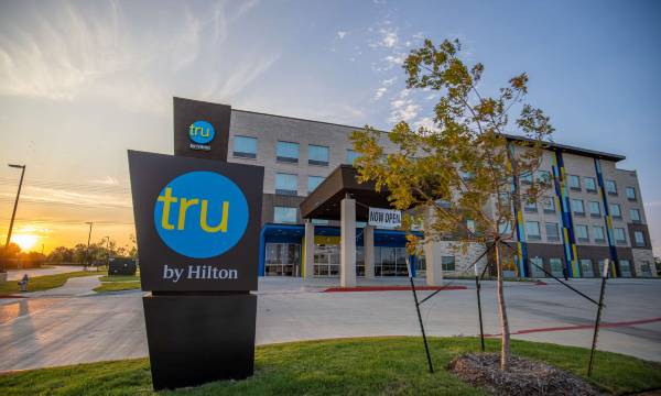 Tru by Hilton Allen Dallas