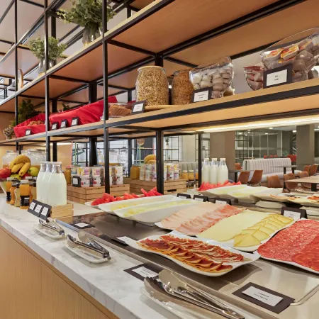 Ramada by Wyndham Valencia Almussafes