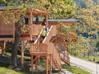 Premium Baumhaus Mit 1 Schlafzimmer