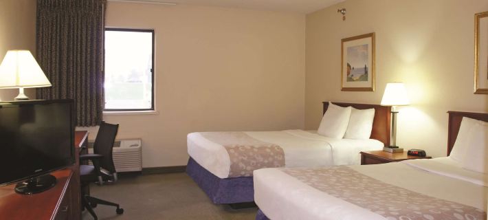 La Quinta Inn by Wyndham Omaha Southwest Hotels in Omaha