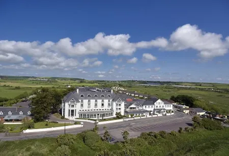 Garryvoe Hotel Отели в г. Midleton