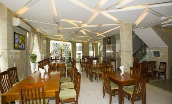 Art Deluxe Hotel Nha Trang - Housity