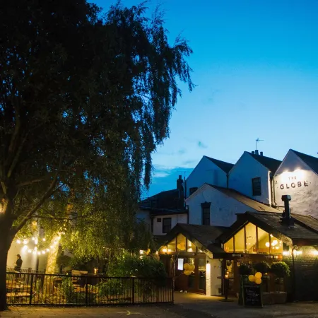 The Globe Отели в г. Уорвик