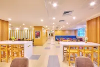 Holiday Inn Express Tangshan (Aegean Shopping Center Branch)