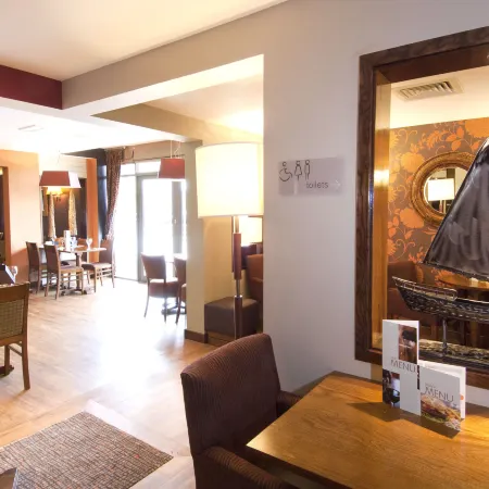 Premier Inn Rochester Отели рядом с достопримечательностью «Стадион «Пристфилд»»