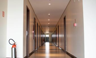 Golden Plaza Hotel