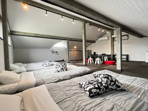 Samurise 81Inn... - 2 estrellas