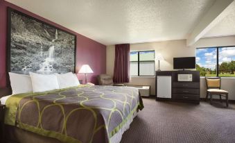 Super 8 by Wyndham Cameron
