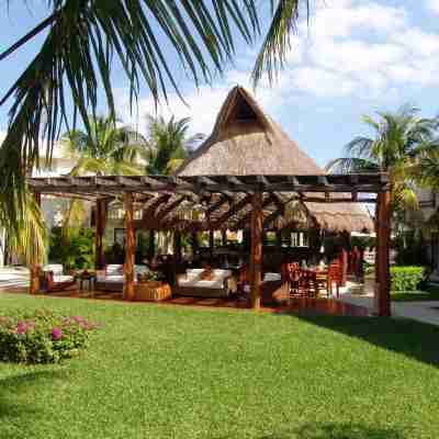 Laguna Suites All Inclusive Hotel Exterior