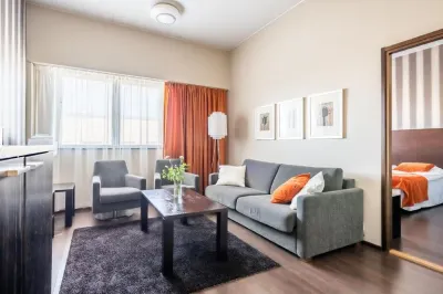 Hotelli Raahen Hovi Hotel dekat Warehouse Crown Museum