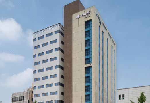 하운드 프리미어 호텔 객실