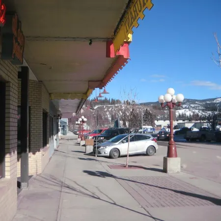 Elite Hotel -Downtown Center- "Ski & Northern Light Tour" "Hot Spring Tour "Long-Term stay"