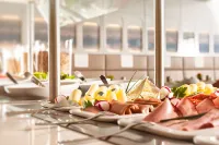 Essential by Dorint Stuttgart/Airport - breakfast