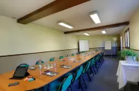 Contact Hôtel de France Contres-Beauval-Cheverny Hotels in Contres