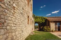 Villa Montecastello Các khách sạn gần Chiesa di Santa Maria Assunta